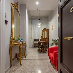 https://la-vecchia-palermo.palermohotels.org