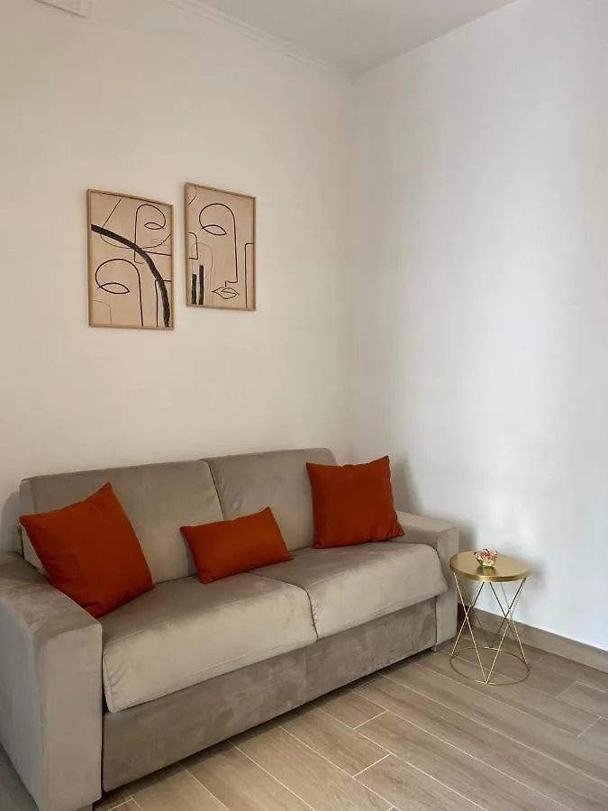 Paura Suite Apartment Naples Guest house