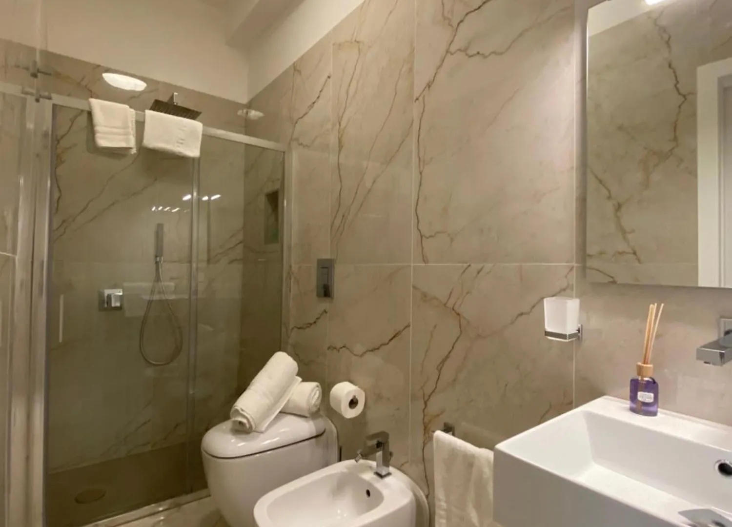 Paura Suite Apartment Napoli Affittacamere